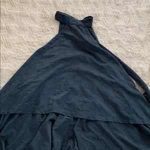 Halter top, high low